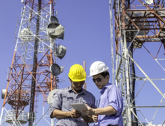 How-do-you-become-a-field-engineer